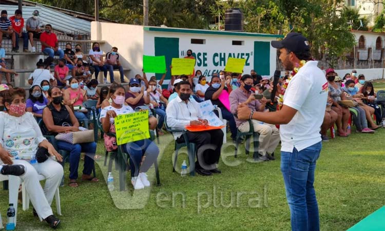 Es necesario apostar por la educación, si queremos un mejor Acapulco: Ricardo Astudillo