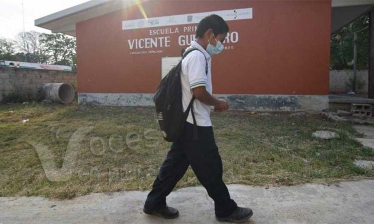 Cierran escuela en Campeche tras hallar caso de Covid