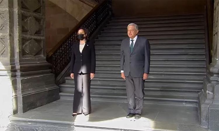 Se reúne López Obrador con Kamala Harris en Palacio Nacional