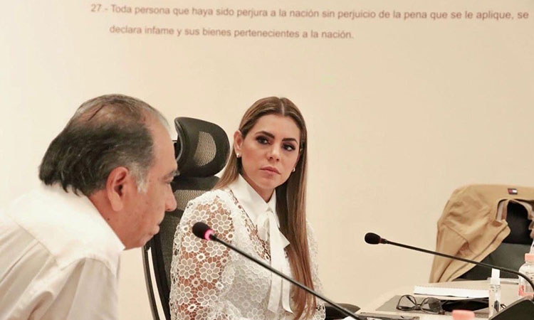 Revisan Evelyn Salgado y Héctor Astudillo avances del proceso de entrega-recepción