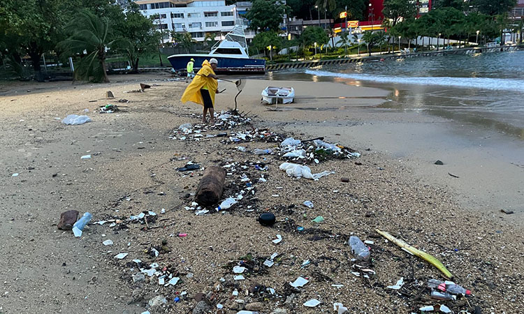 Implementó Promotora de Playas un operativo en Acapulco para realizar labores de limpieza durante el pasado fin de semana