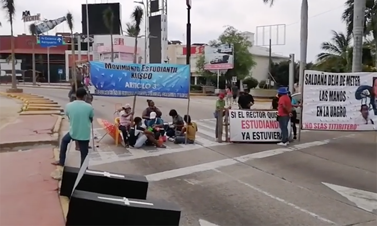 Algunos jóvenes, que se encuentran en el plantón de la Diana no hicieron examen: UAGRo