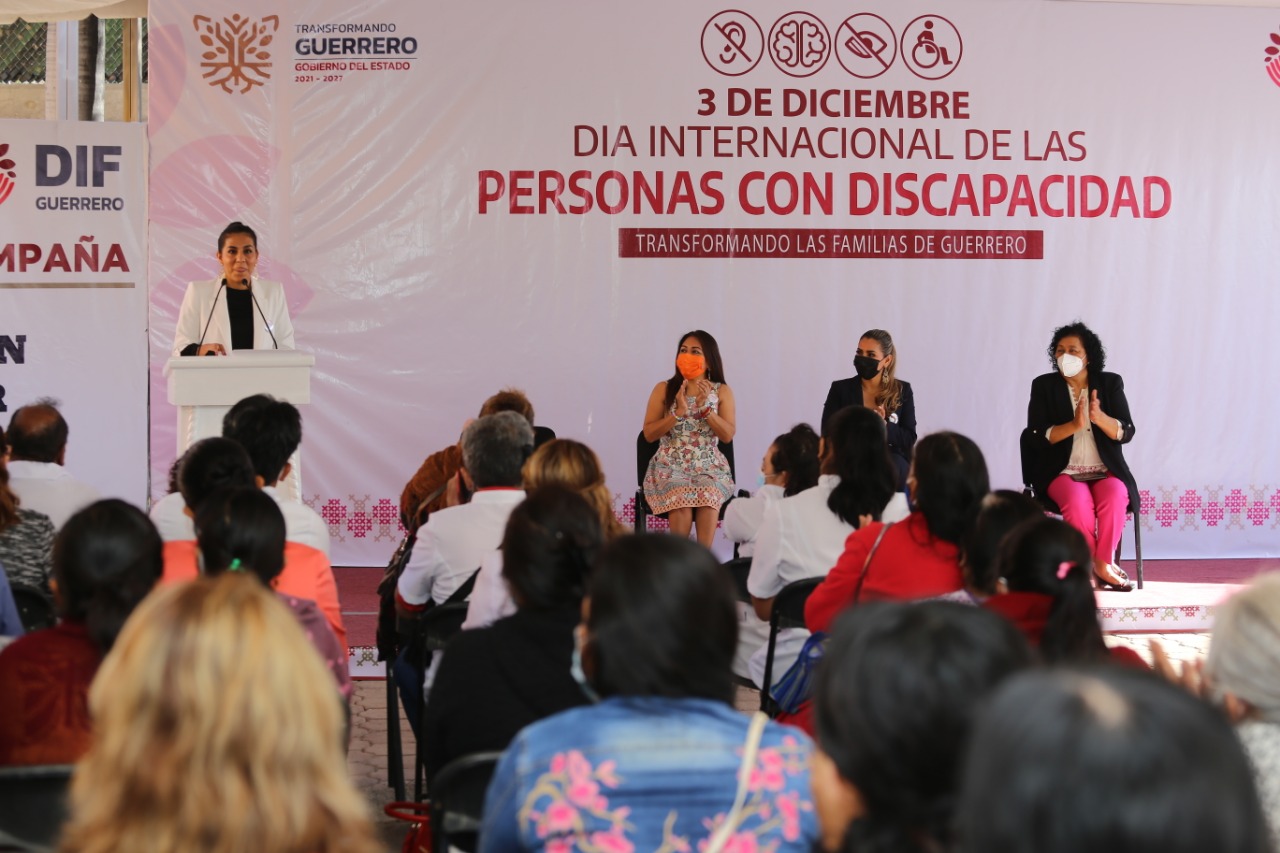 Con la entrega de apoyos conmemora la gobernadora Evelyn Salgado el Día Internacional de las Personas con Discapacidad