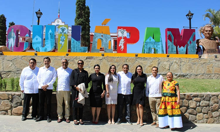 Asisten legisladoras y legislador de guerrero a ceremonia por el 192 aniversario de la muerte del general Vicente Guerrero, en Oaxaca