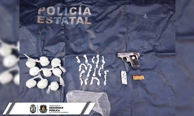 Detiene la Policía Estatal a un hombre en el municipio de Xochistlahuaca