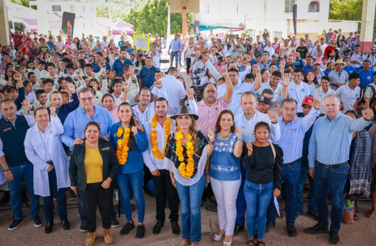 Cumple Evelyn Salgado con el Año de las Obras; entrega Centro de Salud y Puente vehicular en Atenango del Río